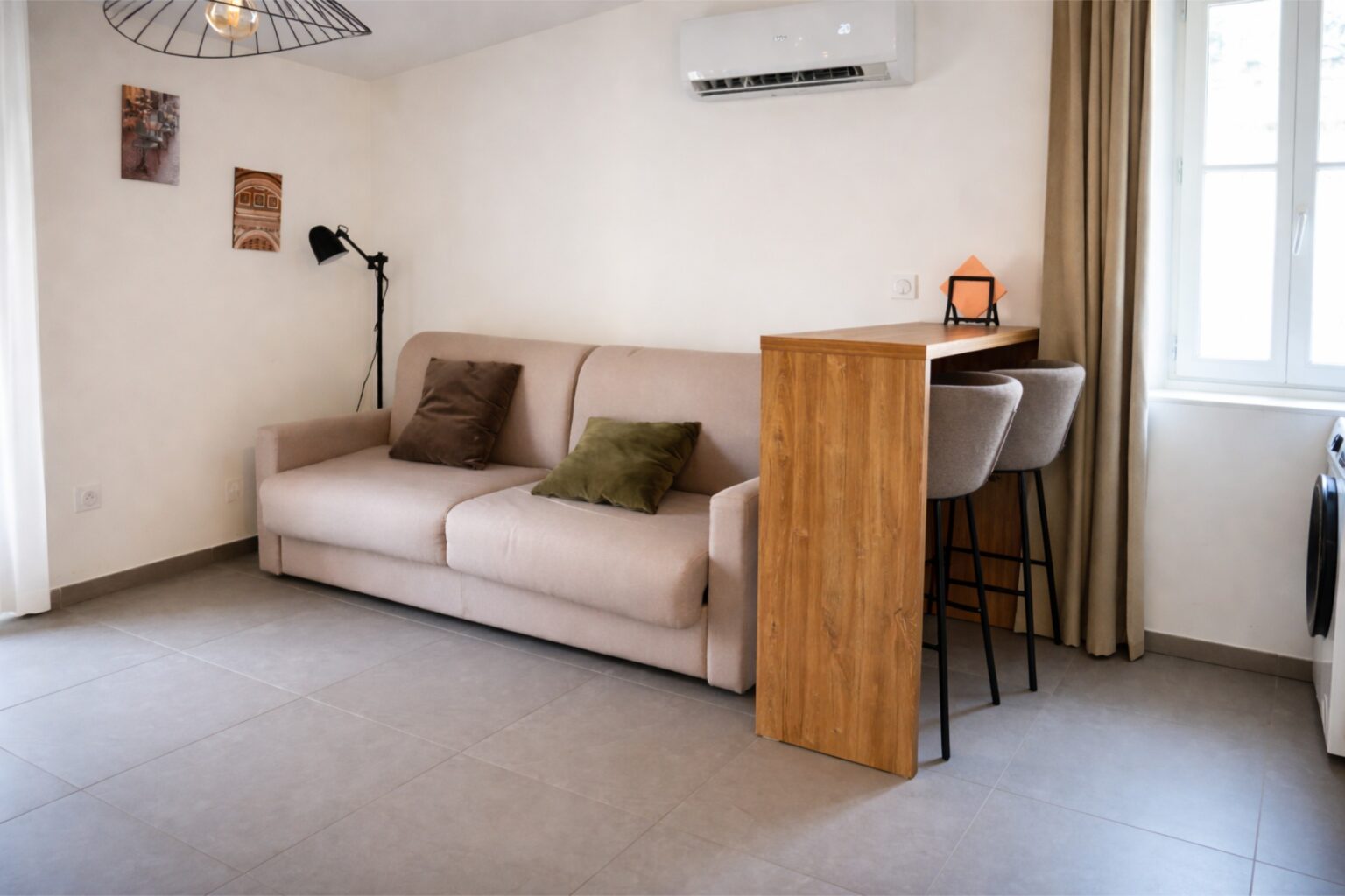 classique-201-hotel-velaux-location-appartement-98035906-f29a-4941-9eee-54ed090d8e3c