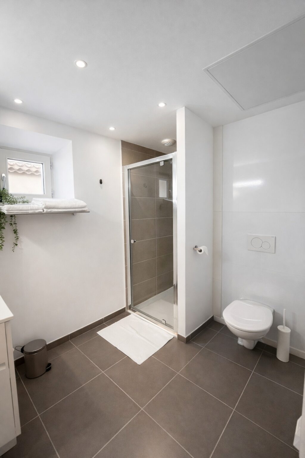 confort-101-hotel-velaux-location-appartement-velaux-hotel-bnb-locations-saisonnieres-studio-confort-f709ae0d-67d8-4bb3-a940-f969f4bab3c7-copie