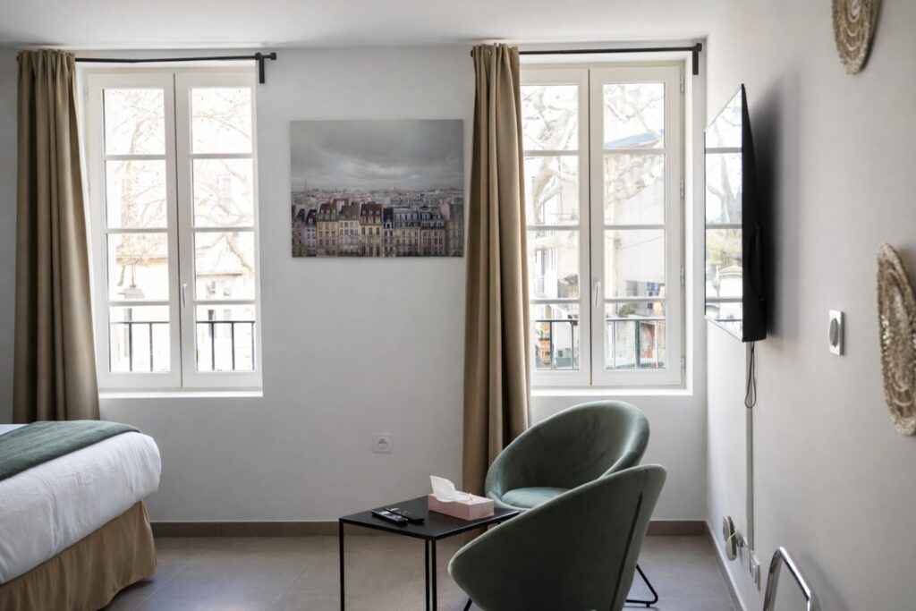 deluxe-302-hotel-velaux-location-appartement-velaux-hotel-bnb-locations-saisonnieres-studio-confort-80ba754b-f72d-4444-a709-92c1f667add4