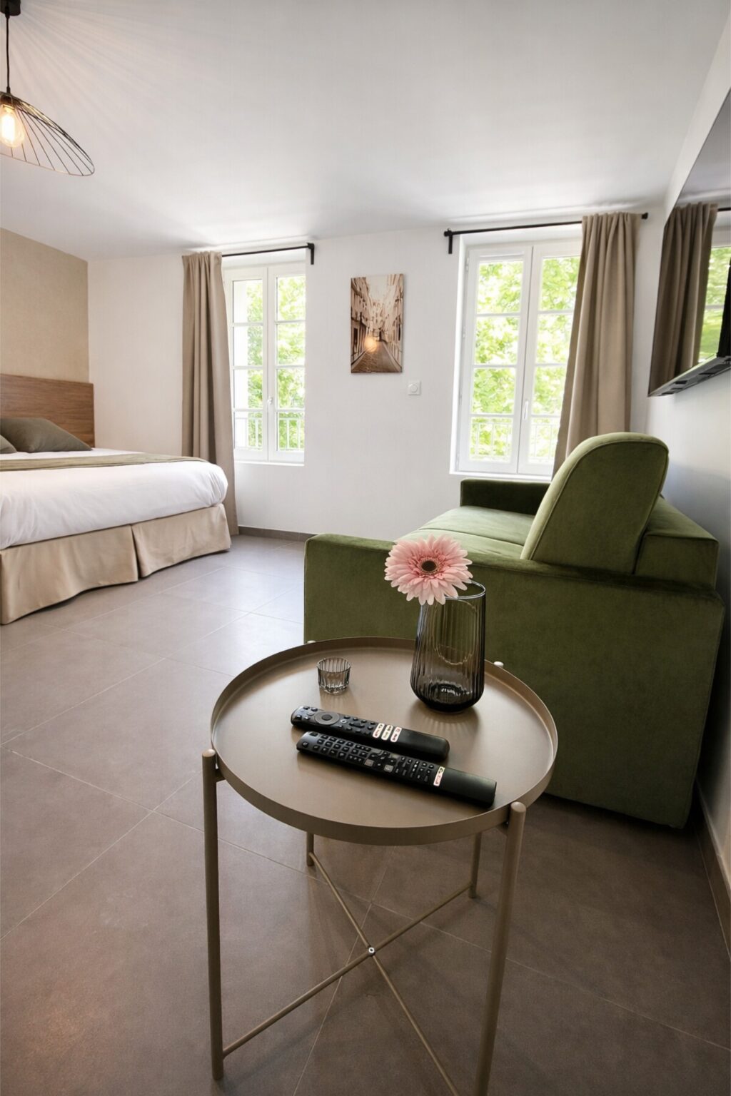 superieur-202-hotel-velaux-location-appartement-velaux-hotel-bnb-locations-saisonnieres-studio-deluxe-e021a1e2-234d-47e1-b6b4-3813141dcbb7