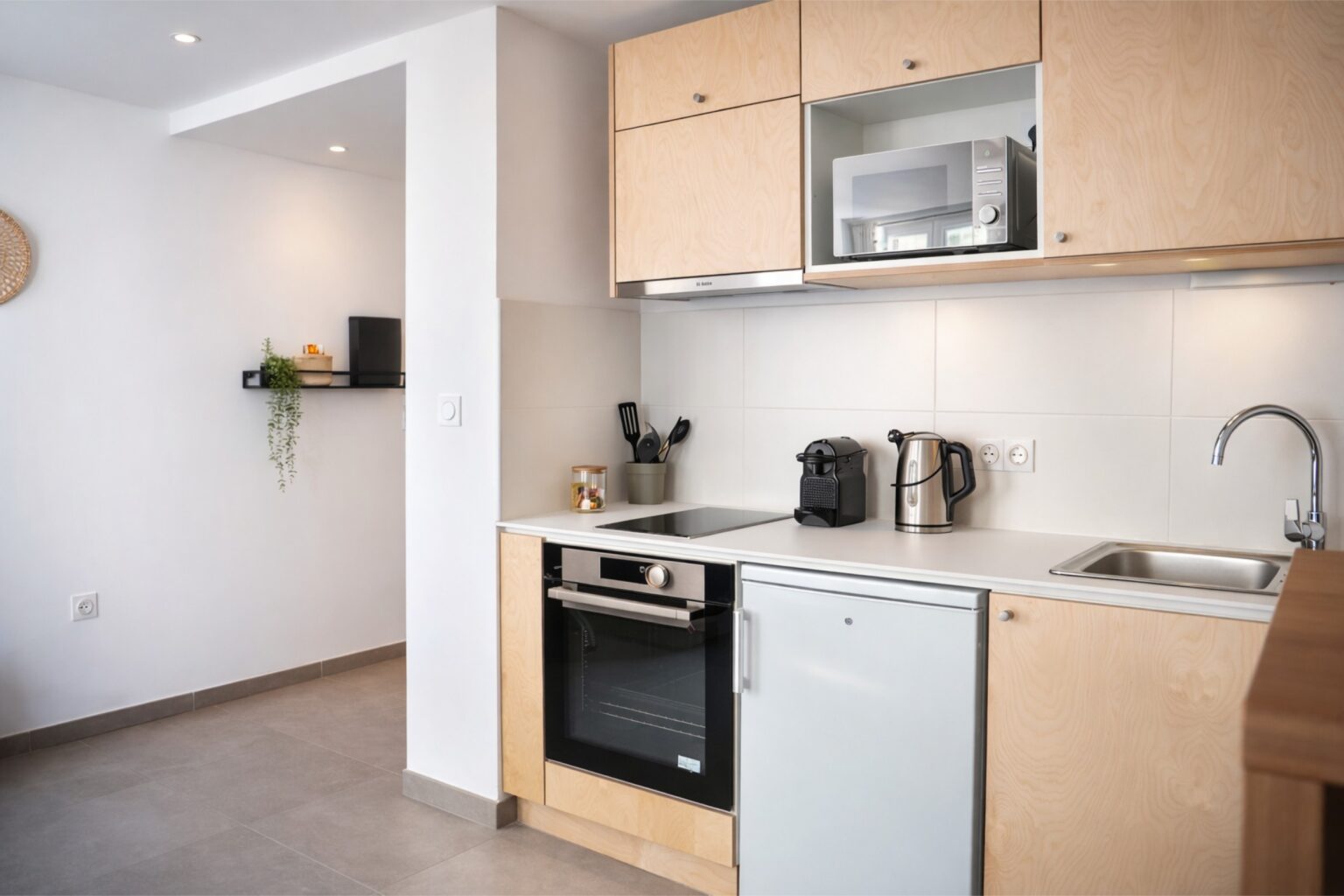 superieur-202-hotel-velaux-location-appartement-velaux-hotel-bnb-locations-saisonnieres-studio-deluxe-f90e0644-e638-42eb-b770-abacee412bf9-copie